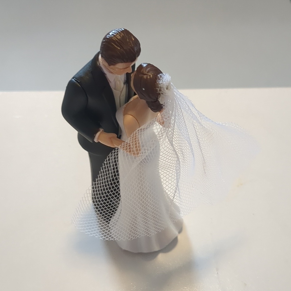 Cake Topper Figurine - Wedding - Picture 6 of 10